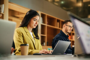 Blog Onboarding and Training BFSI Contingent Workforce AdobeStock 558704054 scaled